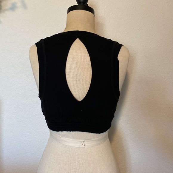 NWOT Free People beach crop top - Picture 3 of 5